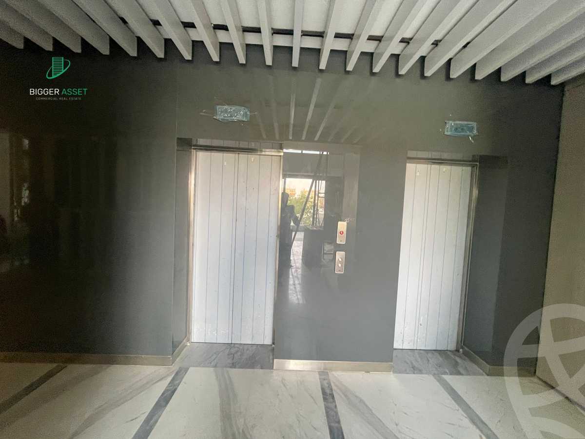 https://aqarmap.com.eg/ar/listing/5964108-for-rent-cairo-new-cairo-90th-street-south-teseen-st