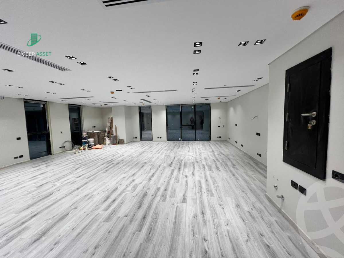 https://aqarmap.com.eg/ar/listing/6153967-for-rent-cairo-new-cairo-compounds-hyde-park-avenue-mall-hyde-park