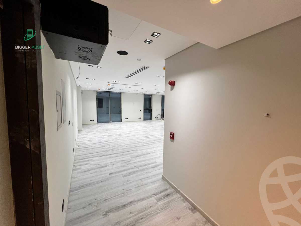 https://aqarmap.com.eg/ar/listing/6153967-for-rent-cairo-new-cairo-compounds-hyde-park-avenue-mall-hyde-park