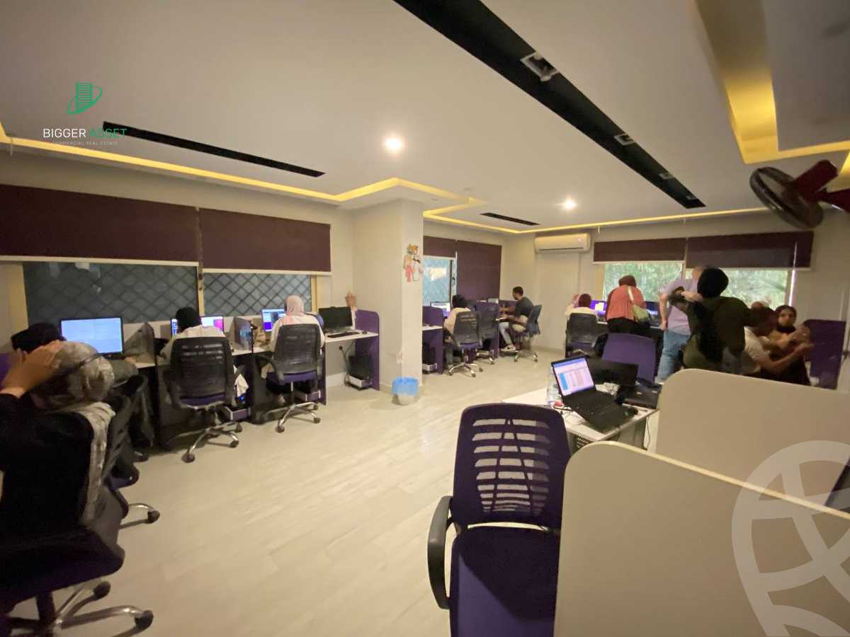 https://aqarmap.com.eg/en/listing/6206660-for-rent-cairo-el-maadi-sarayat-el-maadi-street-20