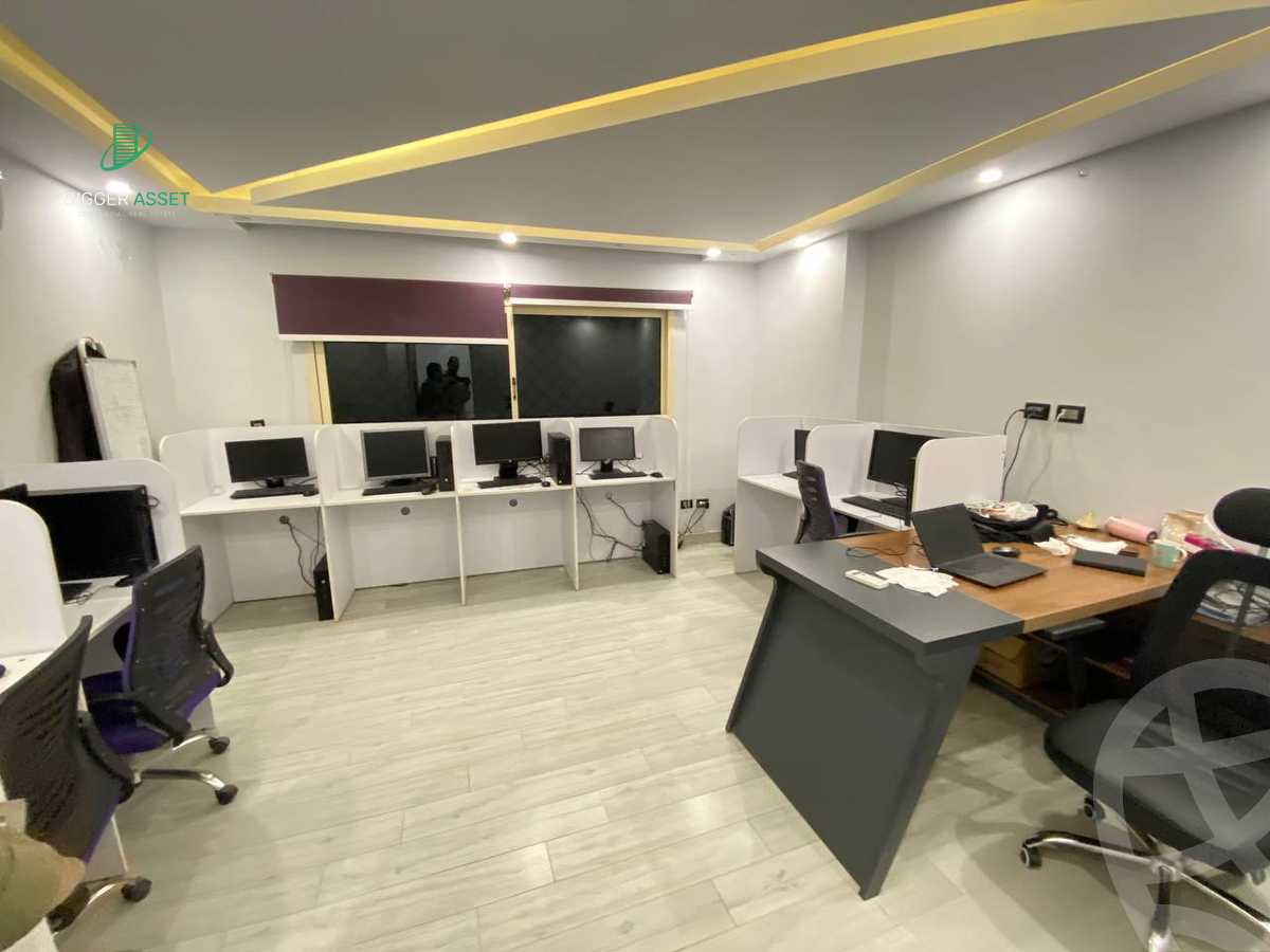 https://aqarmap.com.eg/en/listing/6206660-for-rent-cairo-el-maadi-sarayat-el-maadi-street-20