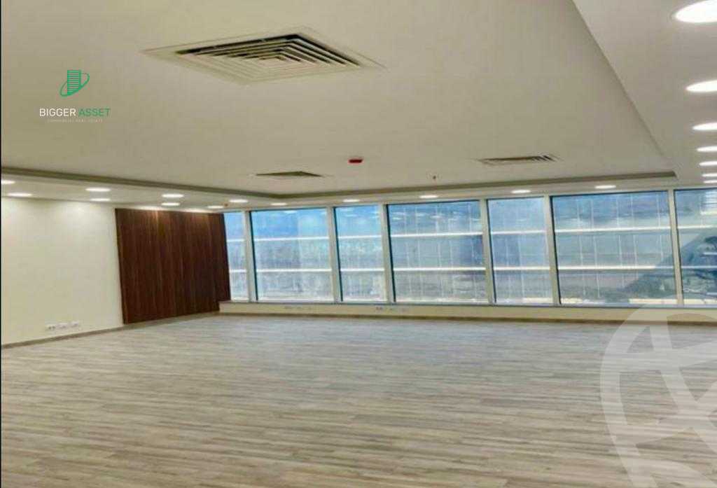 https://aqarmap.com.eg/ar/listing/6213375-for-rent-cairo-new-cairo-compounds-tryfywm-byzns-kwmblks-nm-llttwyr