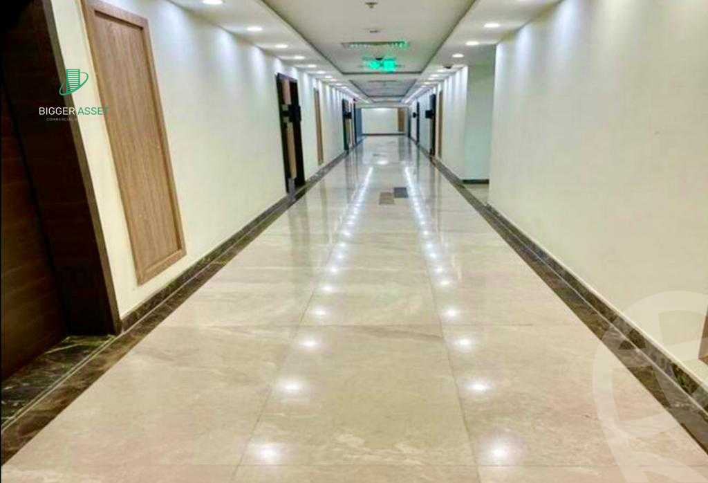 https://aqarmap.com.eg/ar/listing/6213375-for-rent-cairo-new-cairo-compounds-tryfywm-byzns-kwmblks-nm-llttwyr