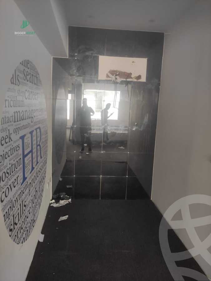 https://aqarmap.com.eg/ar/listing/6235089-for-rent-cairo-new-cairo-90th-street-south-teseen-st