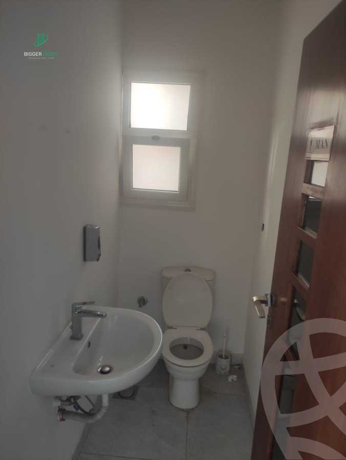 https://aqarmap.com.eg/ar/listing/6235089-for-rent-cairo-new-cairo-90th-street-south-teseen-st