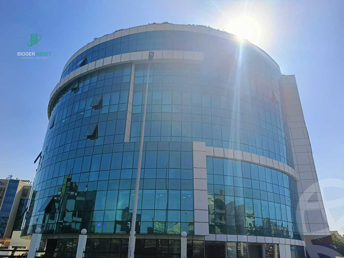 https://aqarmap.com.eg/ar/listing/6304138-for-rent-cairo-new-cairo-90th-street-northern-90th-street