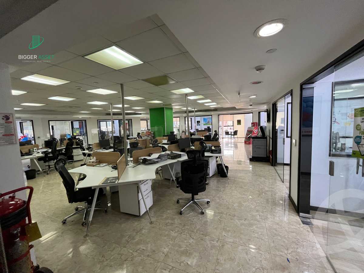 https://aqarmap.com.eg/ar/listing/6313896-for-rent-cairo-new-cairo-90th-street-south-teseen-st