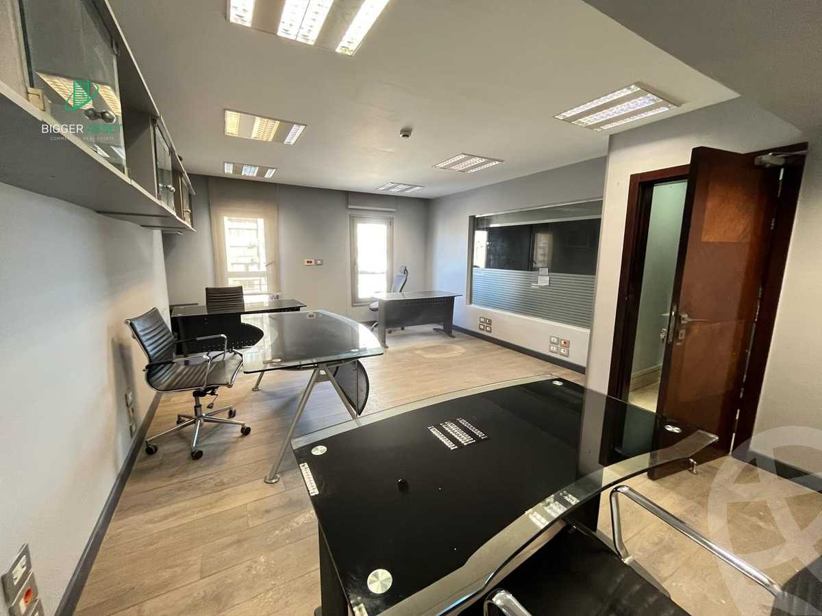 https://aqarmap.com.eg/ar/listing/6385519-for-rent-cairo-el-maadi-kornish-el-maadi-brj-thmn