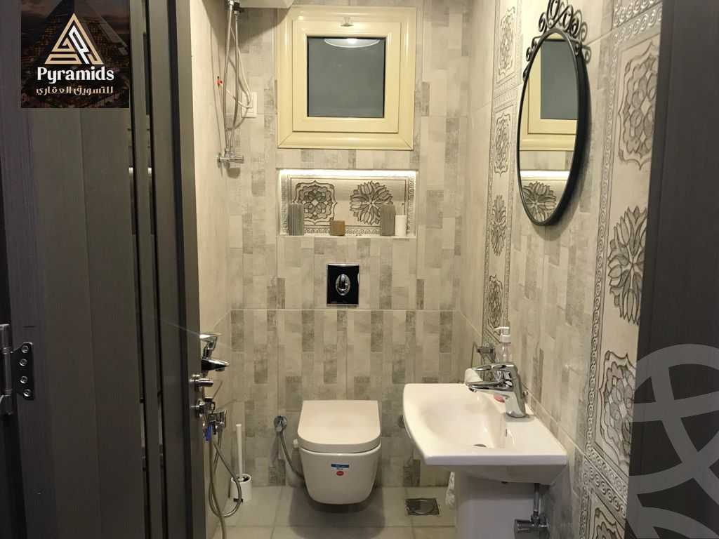 https://aqarmap.com.eg/ar/listing/3671847-for-rent-cairo-el-sheikh-zayed-city-compounds-el-khamayel