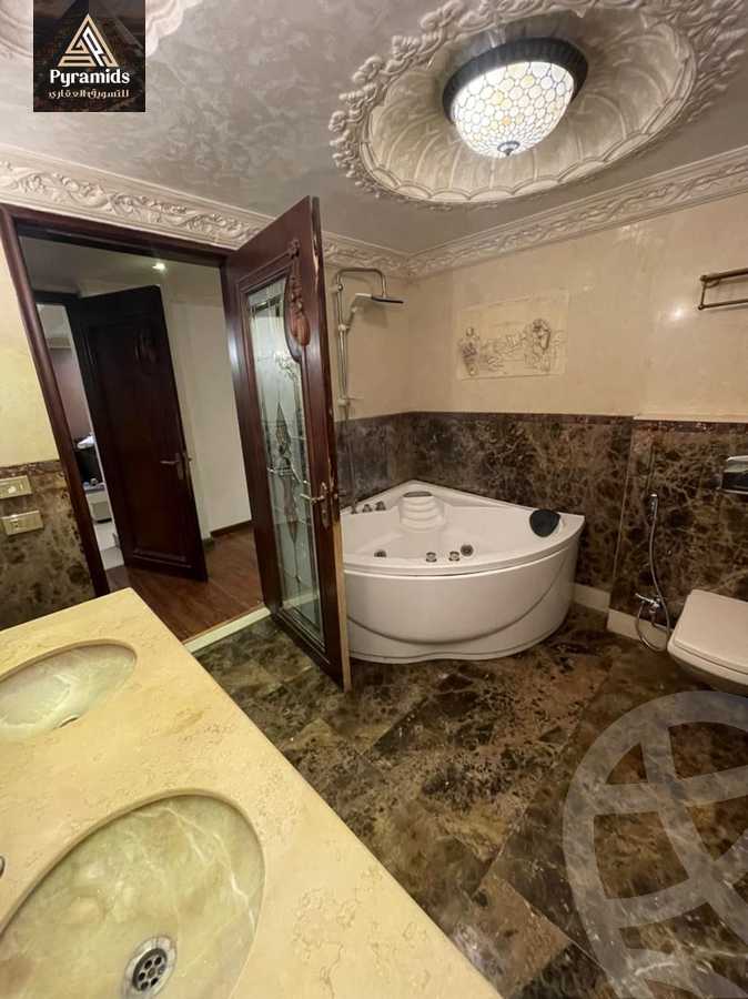 https://aqarmap.com.eg/ar/listing/3451128-for-rent-cairo-el-sheikh-zayed-city-compounds