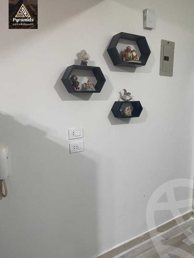 https://aqarmap.com.eg/en/listing/3432723-for-rent-cairo-el-sheikh-zayed-city-compounds-el-mostaqbal-city
