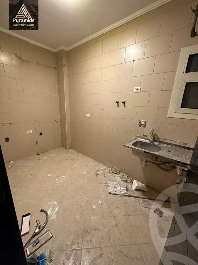 https://aqarmap.com.eg/en/listing/4451599-for-rent-cairo-el-sheikh-zayed-city-compounds-dh-drys
