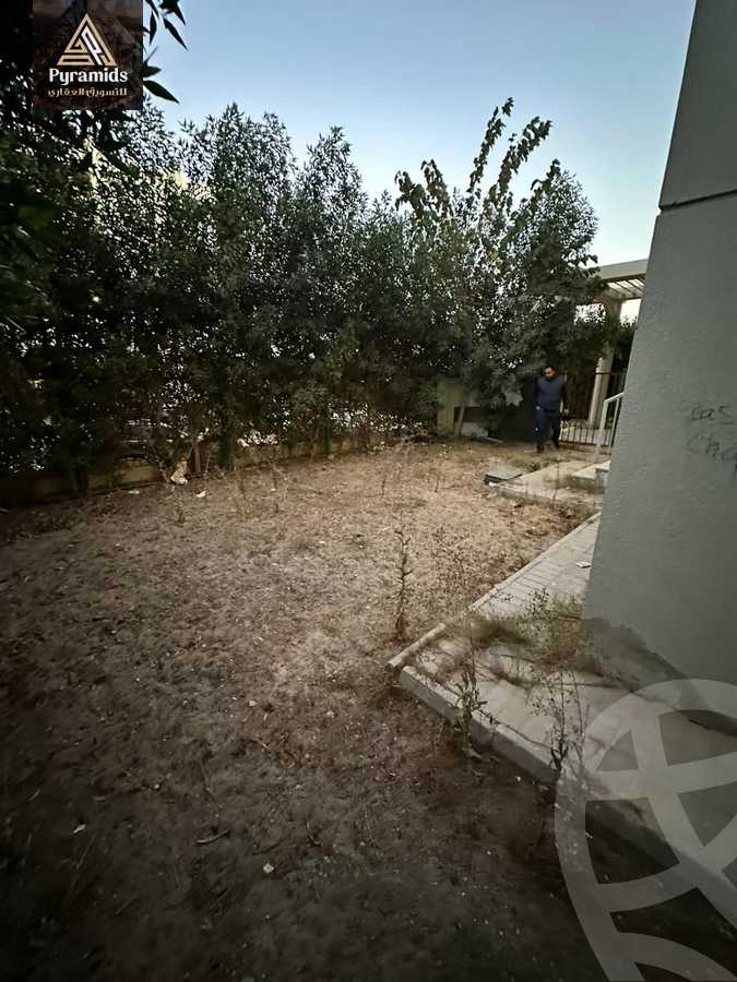 https://aqarmap.com.eg/en/listing/4451599-for-rent-cairo-el-sheikh-zayed-city-compounds-dh-drys