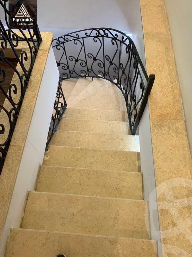 https://aqarmap.com.eg/en/listing/4459600-for-rent-cairo-el-sheikh-zayed-city-el-hay-elthamen-lml