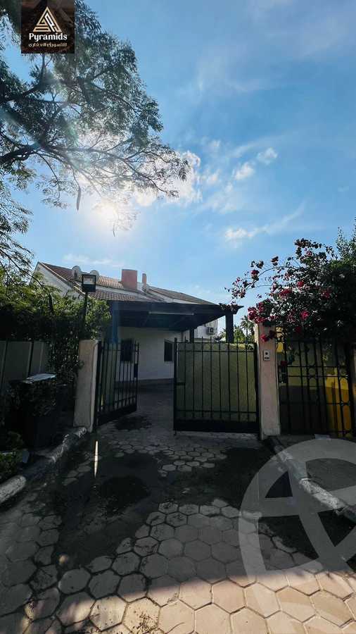 https://aqarmap.com.eg/en/listing/4464645-for-rent-cairo-el-sheikh-zayed-city-compounds-el-rabwa