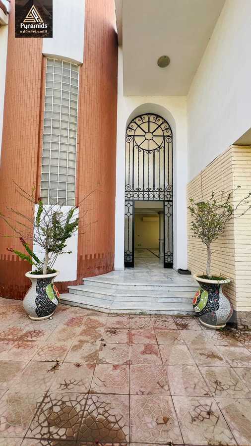 https://aqarmap.com.eg/en/listing/4464645-for-rent-cairo-el-sheikh-zayed-city-compounds-el-rabwa