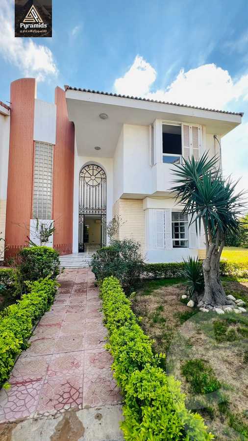https://aqarmap.com.eg/en/listing/4464645-for-rent-cairo-el-sheikh-zayed-city-compounds-el-rabwa