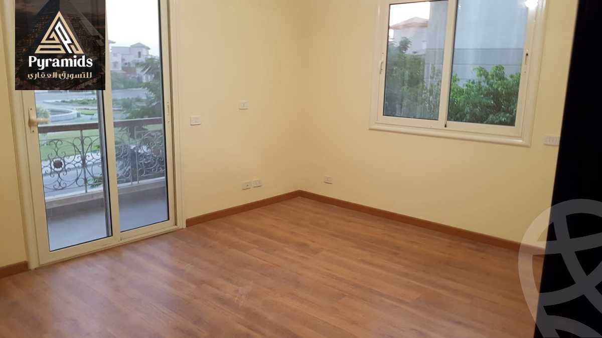 https://aqarmap.com.eg/ar/listing/4584191-for-rent-cairo-el-sheikh-zayed-city-compounds-royal-city