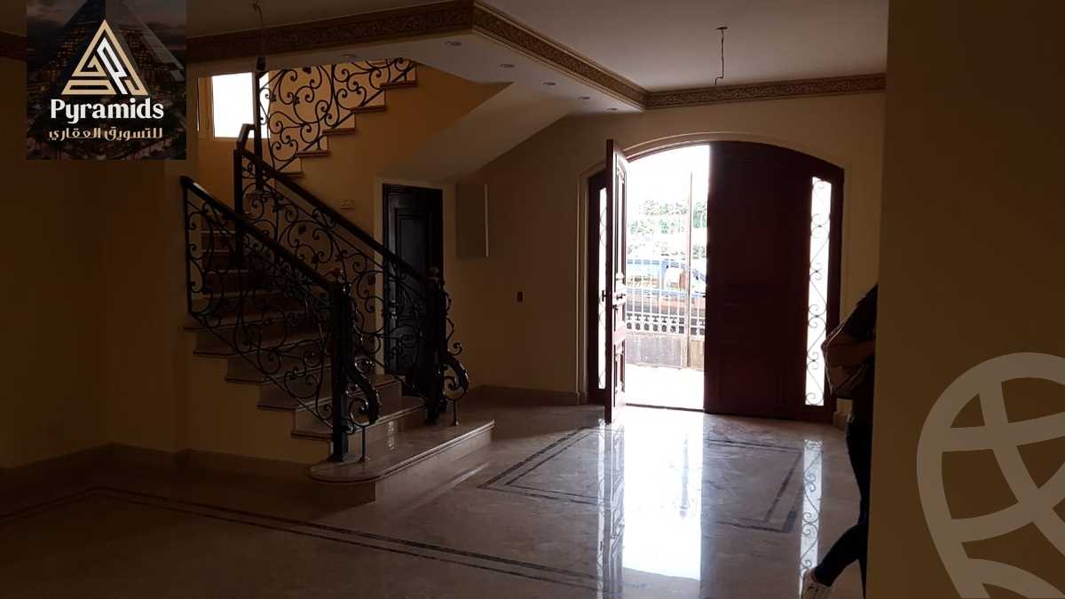 https://aqarmap.com.eg/ar/listing/4584191-for-rent-cairo-el-sheikh-zayed-city-compounds-royal-city