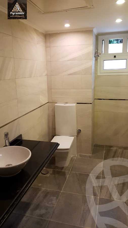 https://aqarmap.com.eg/ar/listing/4584191-for-rent-cairo-el-sheikh-zayed-city-compounds-royal-city