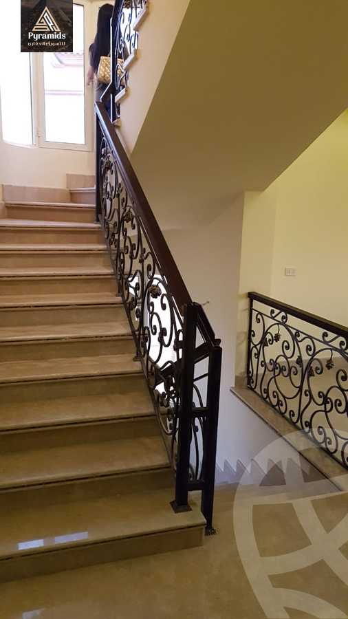 https://aqarmap.com.eg/ar/listing/4584191-for-rent-cairo-el-sheikh-zayed-city-compounds-royal-city