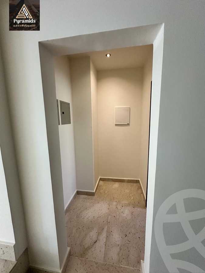 https://aqarmap.com.eg/en/listing/4611027-for-rent-cairo-el-sheikh-zayed-city-compounds-swdyk-wyst