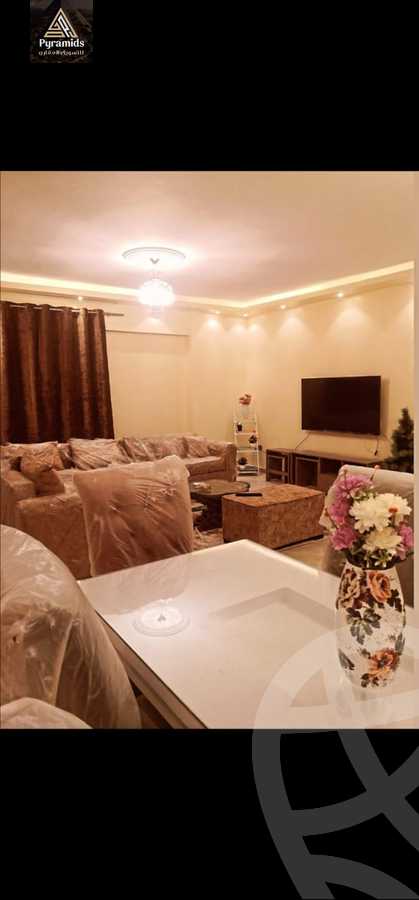 https://aqarmap.com.eg/ar/listing/4620713-for-rent-cairo-el-sheikh-zayed-city-compounds-el-khamayel