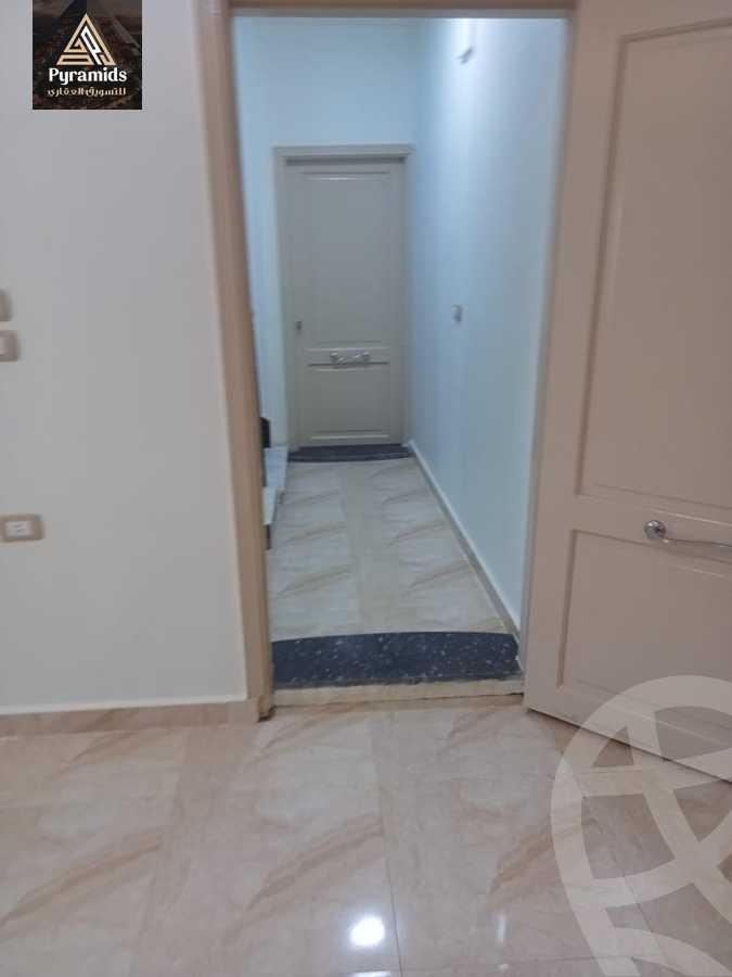 https://aqarmap.com.eg/en/listing/4628752-for-rent-cairo-el-sheikh-zayed-city-compounds