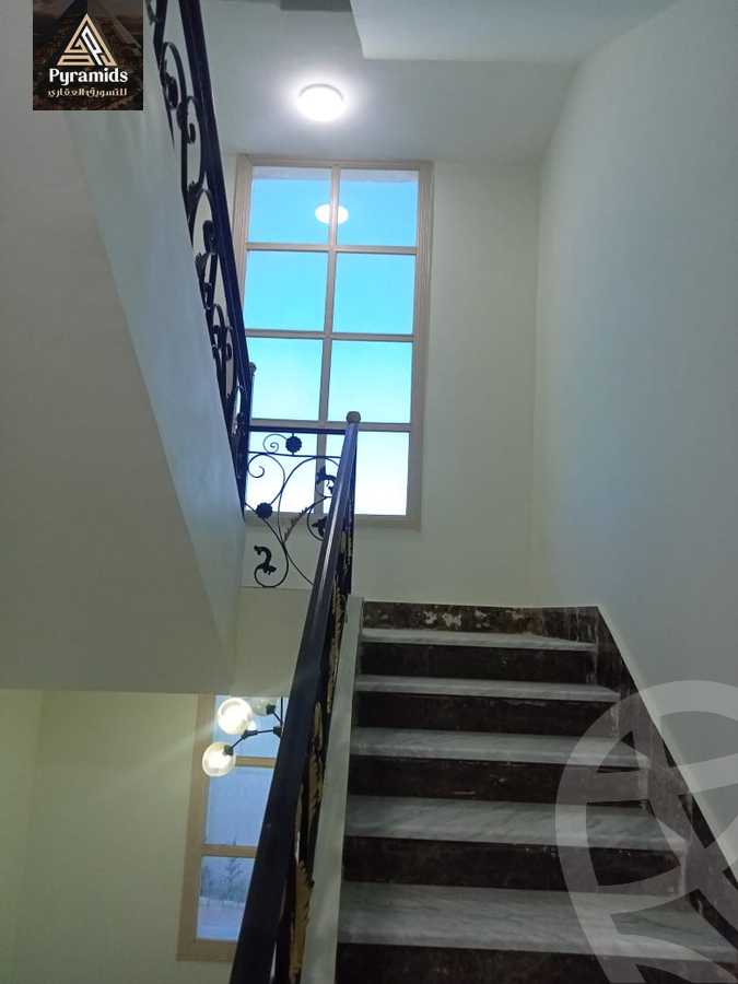 https://aqarmap.com.eg/en/listing/4628752-for-rent-cairo-el-sheikh-zayed-city-compounds