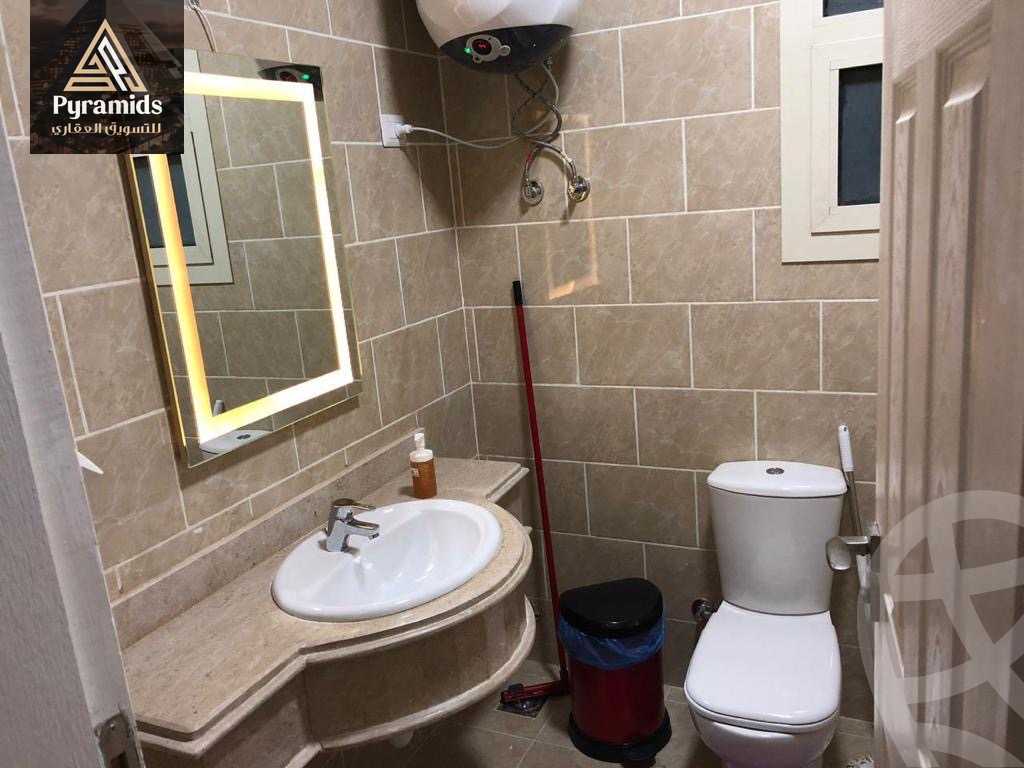 https://aqarmap.com.eg/en/listing/4705610-for-rent-cairo-el-sheikh-zayed-city-compounds-dh-drys