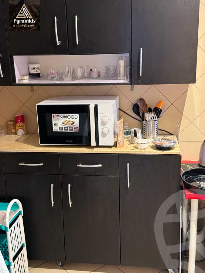 https://aqarmap.com.eg/en/listing/4705610-for-rent-cairo-el-sheikh-zayed-city-compounds-dh-drys