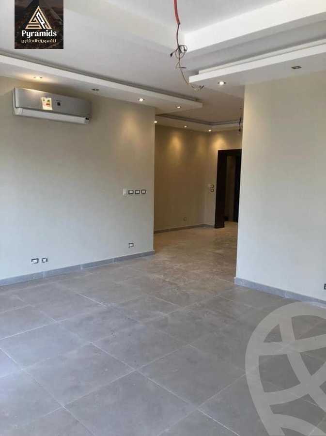 https://aqarmap.com.eg/en/listing/4720840-for-rent-cairo-el-sheikh-zayed-city-compounds-the-courtyard-mall-dorra