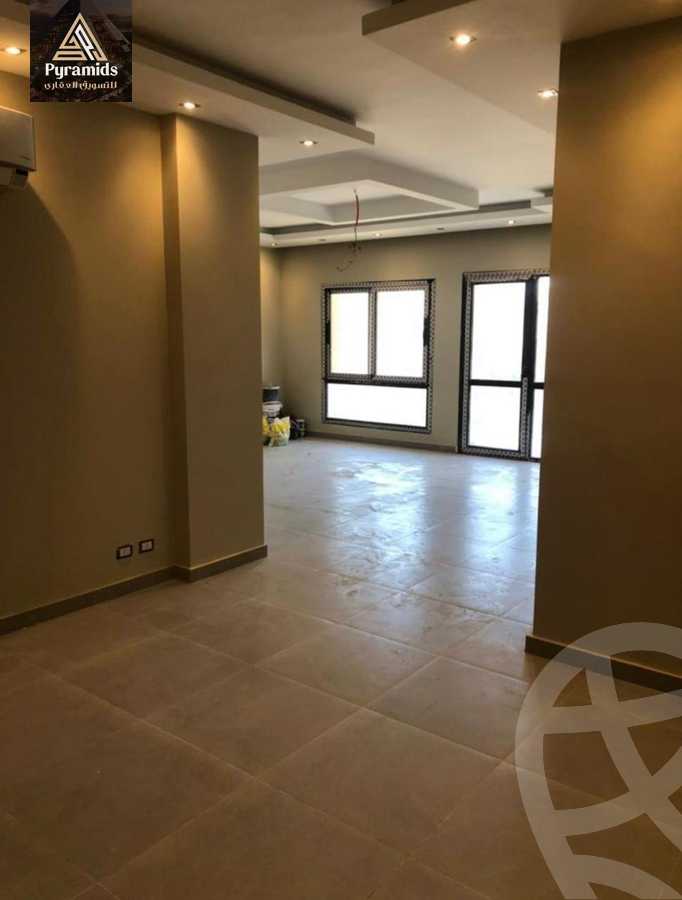 https://aqarmap.com.eg/en/listing/4720840-for-rent-cairo-el-sheikh-zayed-city-compounds-the-courtyard-mall-dorra