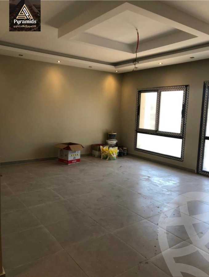 https://aqarmap.com.eg/en/listing/4720840-for-rent-cairo-el-sheikh-zayed-city-compounds-the-courtyard-mall-dorra
