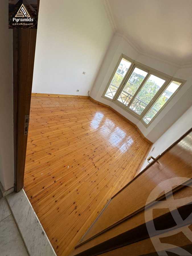 https://aqarmap.com.eg/ar/listing/4781020-for-rent-cairo-el-sheikh-zayed-city-compounds-el-rabwa