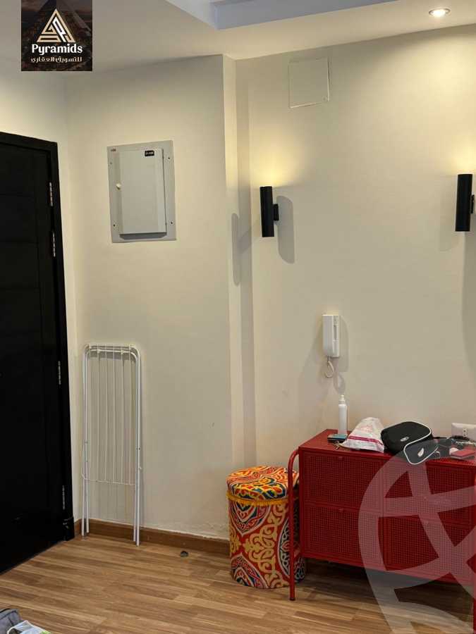 https://aqarmap.com.eg/en/listing/5471001-for-rent-cairo-el-sheikh-zayed-city-compounds-dh-drys
