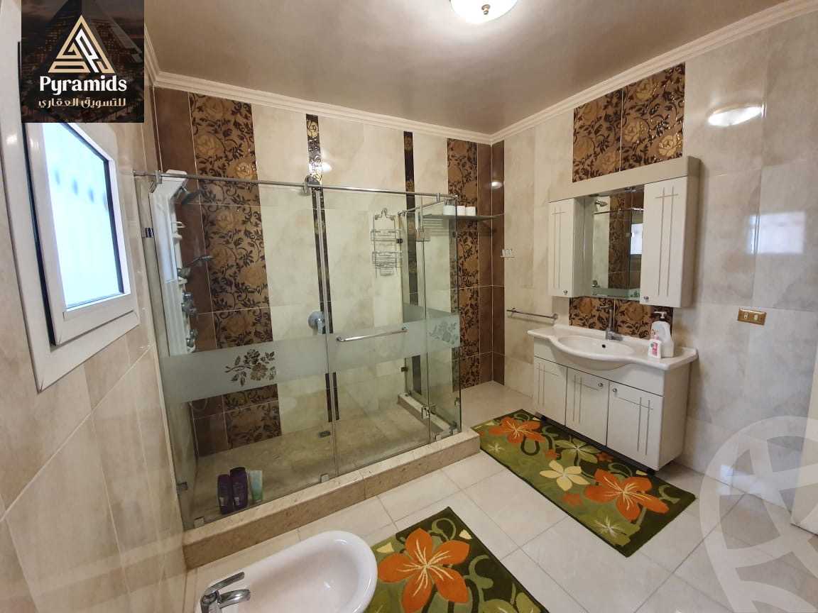 https://aqarmap.com.eg/en/listing/4899600-for-rent-cairo-el-sheikh-zayed-city-compounds-royal-city