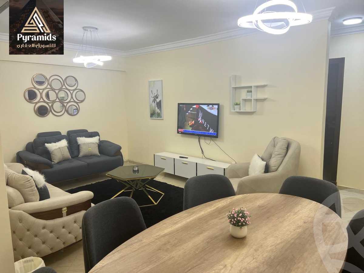 https://aqarmap.com.eg/en/listing/4907789-for-rent-cairo-el-sheikh-zayed-city-compounds-dr-msr