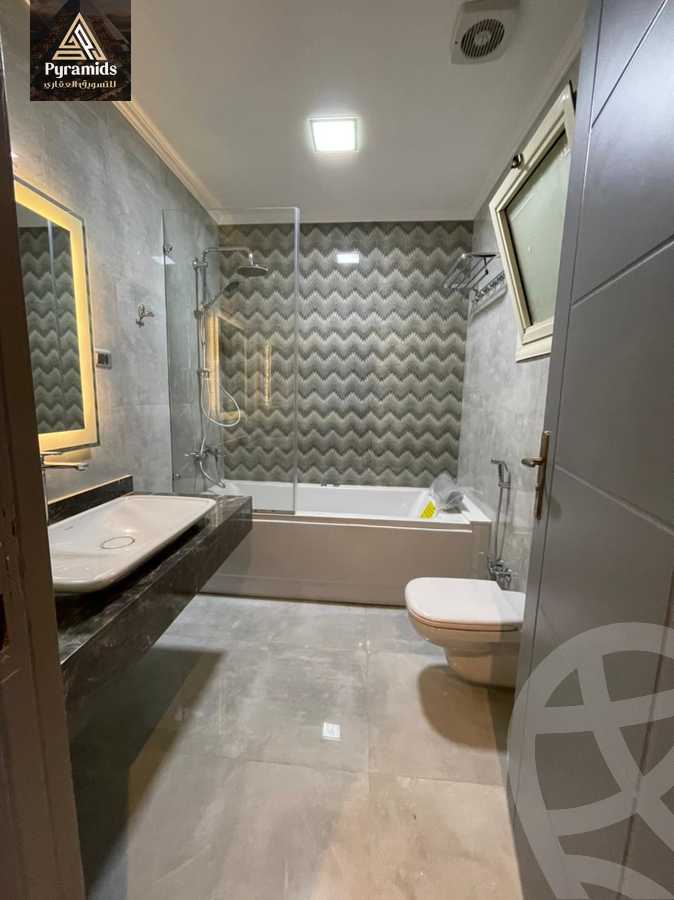 https://aqarmap.com.eg/ar/listing/6182155-for-rent-cairo-el-sheikh-zayed-city-compounds-beverly-hills