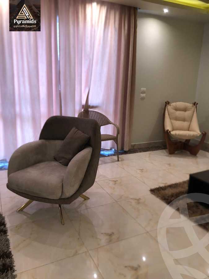 https://aqarmap.com.eg/ar/listing/4976765-for-rent-cairo-el-sheikh-zayed-city-compounds-kmbwnd-wyst-twn-swdyk
