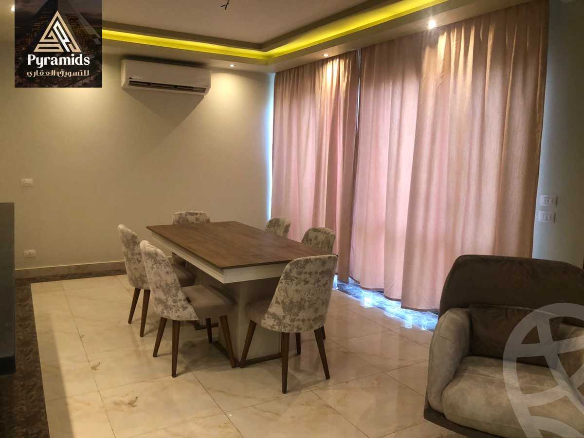 https://aqarmap.com.eg/ar/listing/4976765-for-rent-cairo-el-sheikh-zayed-city-compounds-kmbwnd-wyst-twn-swdyk