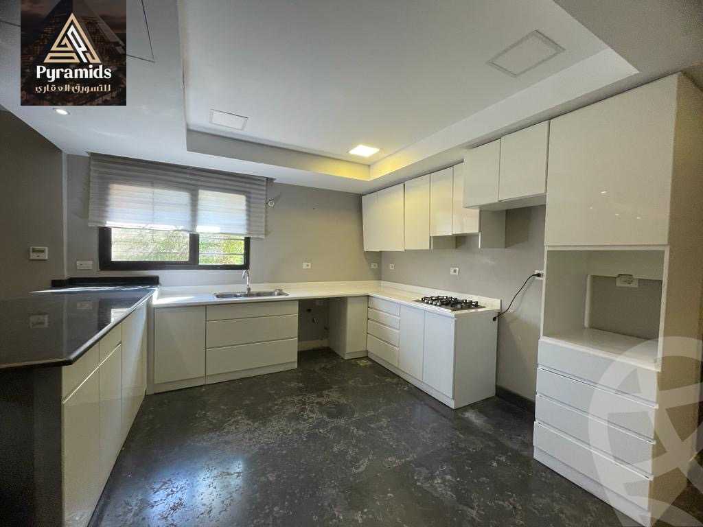 https://aqarmap.com.eg/en/listing/5595110-for-rent-cairo-el-sheikh-zayed-city-compounds-the-courtyard-mall-dorra