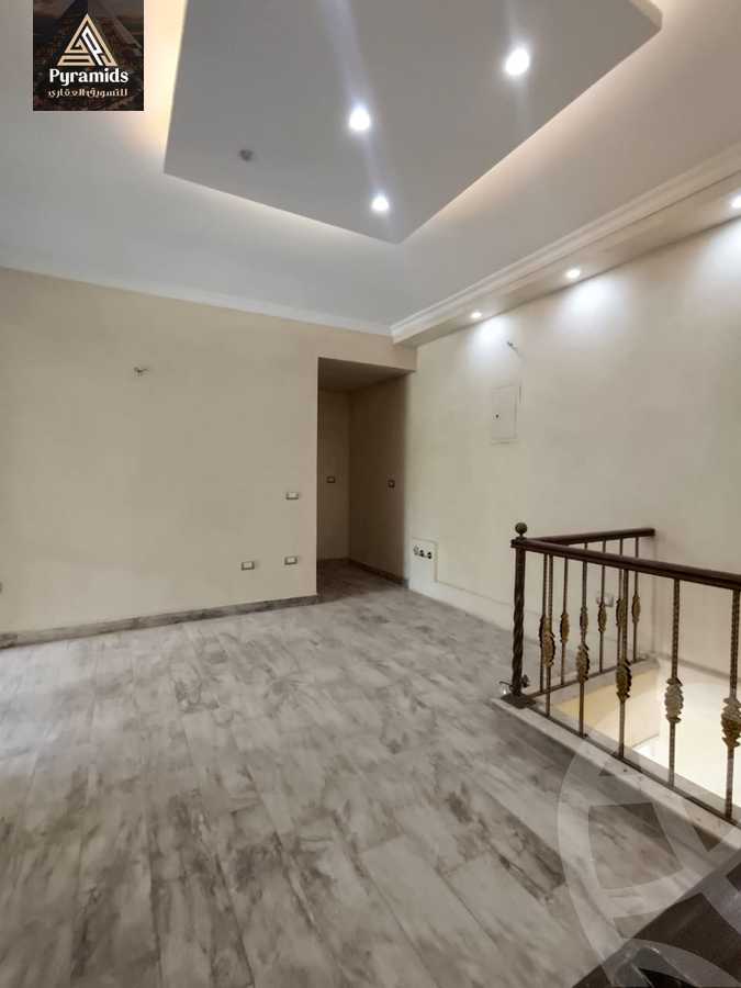 https://aqarmap.com.eg/en/listing/4989852-for-rent-cairo-el-sheikh-zayed-city-compounds-kmbwnd-wyst-twn-swdyk