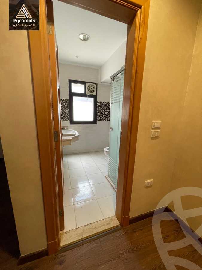 https://aqarmap.com.eg/ar/listing/4999228-for-rent-cairo-el-sheikh-zayed-city-compounds-the-courtyard-mall-dorra