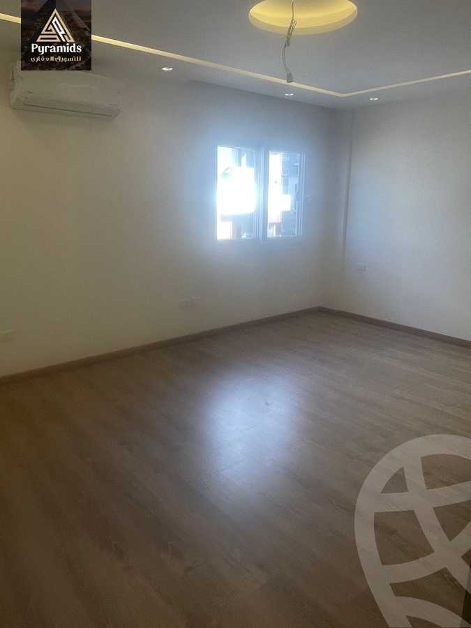 https://aqarmap.com.eg/ar/listing/5048209-for-rent-cairo-el-sheikh-zayed-city-compounds-zayed-regency
