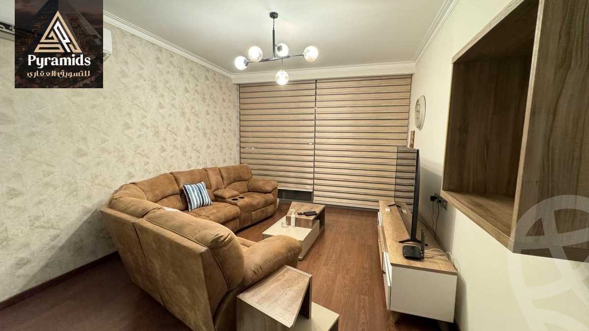 https://aqarmap.com.eg/en/listing/5116489-for-rent-cairo-el-sheikh-zayed-city-compounds-kmbwnd-ljry-swdyk