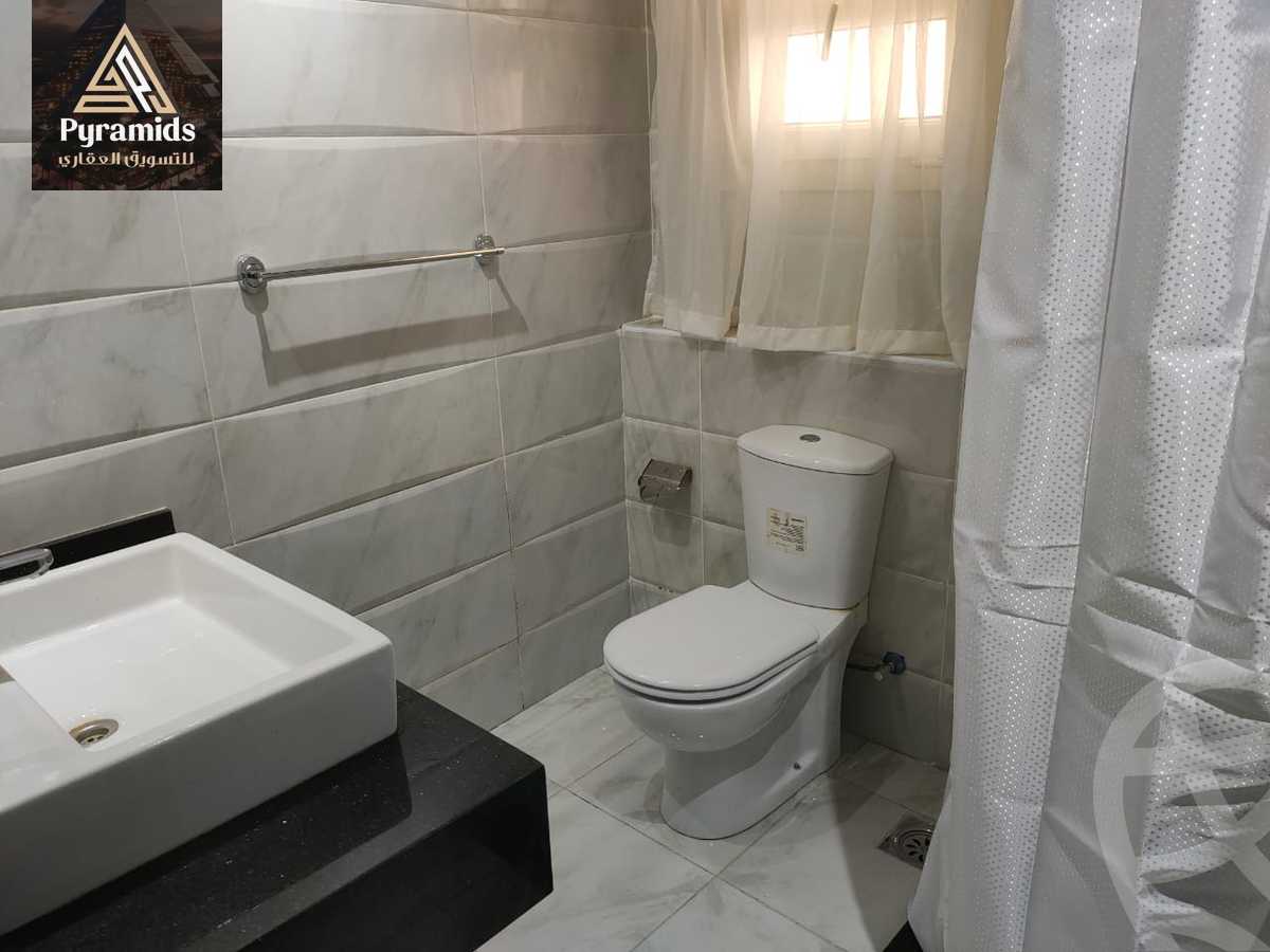 https://aqarmap.com.eg/en/listing/5125331-for-rent-cairo-6th-of-october-compounds-dream-land-lake-dream-dream-land-compound