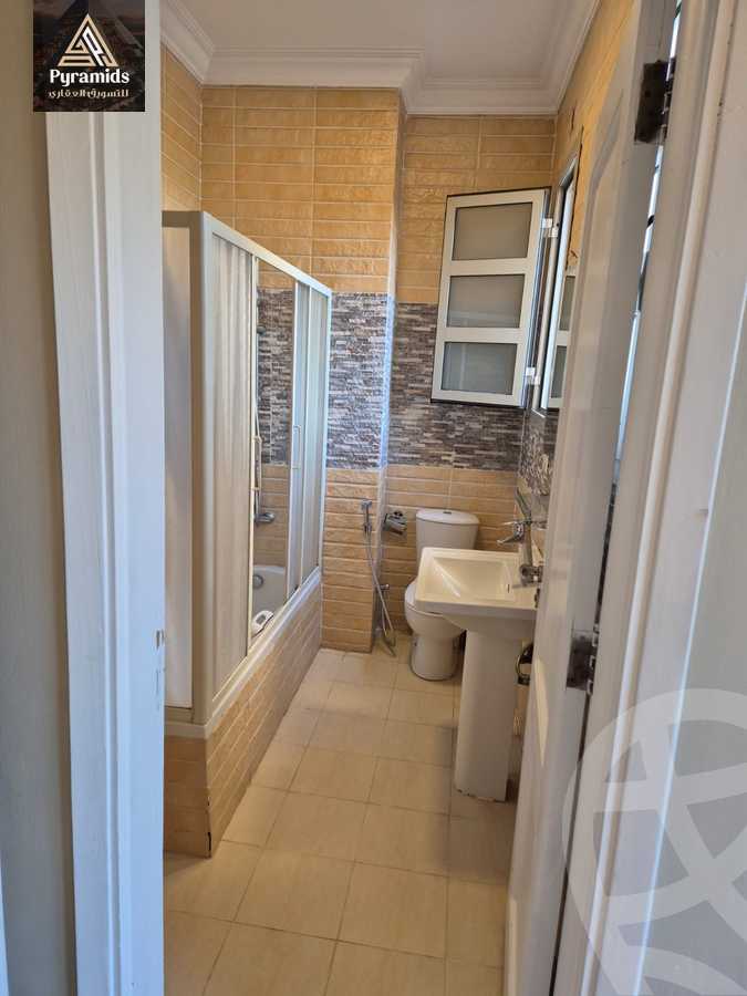 https://aqarmap.com.eg/en/listing/5172490-for-rent-cairo-el-sheikh-zayed-city-compounds-kmbwnd-ljry-swdyk
