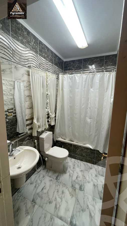 https://aqarmap.com.eg/en/listing/5185082-for-rent-cairo-el-sheikh-zayed-city-compounds-el-karma-residence