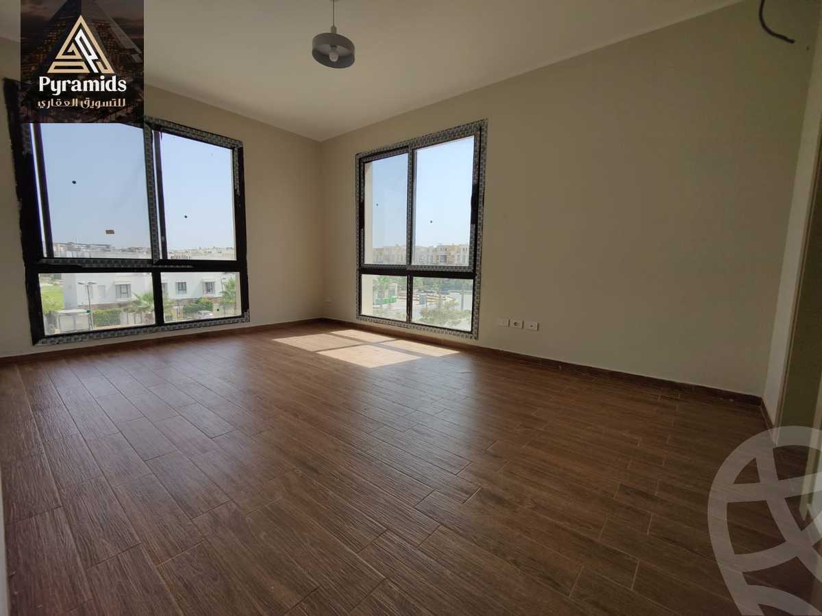 https://aqarmap.com.eg/en/listing/5196145-for-rent-cairo-el-sheikh-zayed-city-compounds-kmbwnd-wyst-twn-swdyk